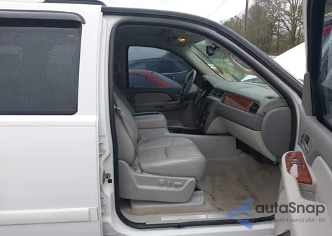 2007 Chevrolet Tahoe Ltz z USA, uszkodzony, nr VIN 1GNFC13J07R245616